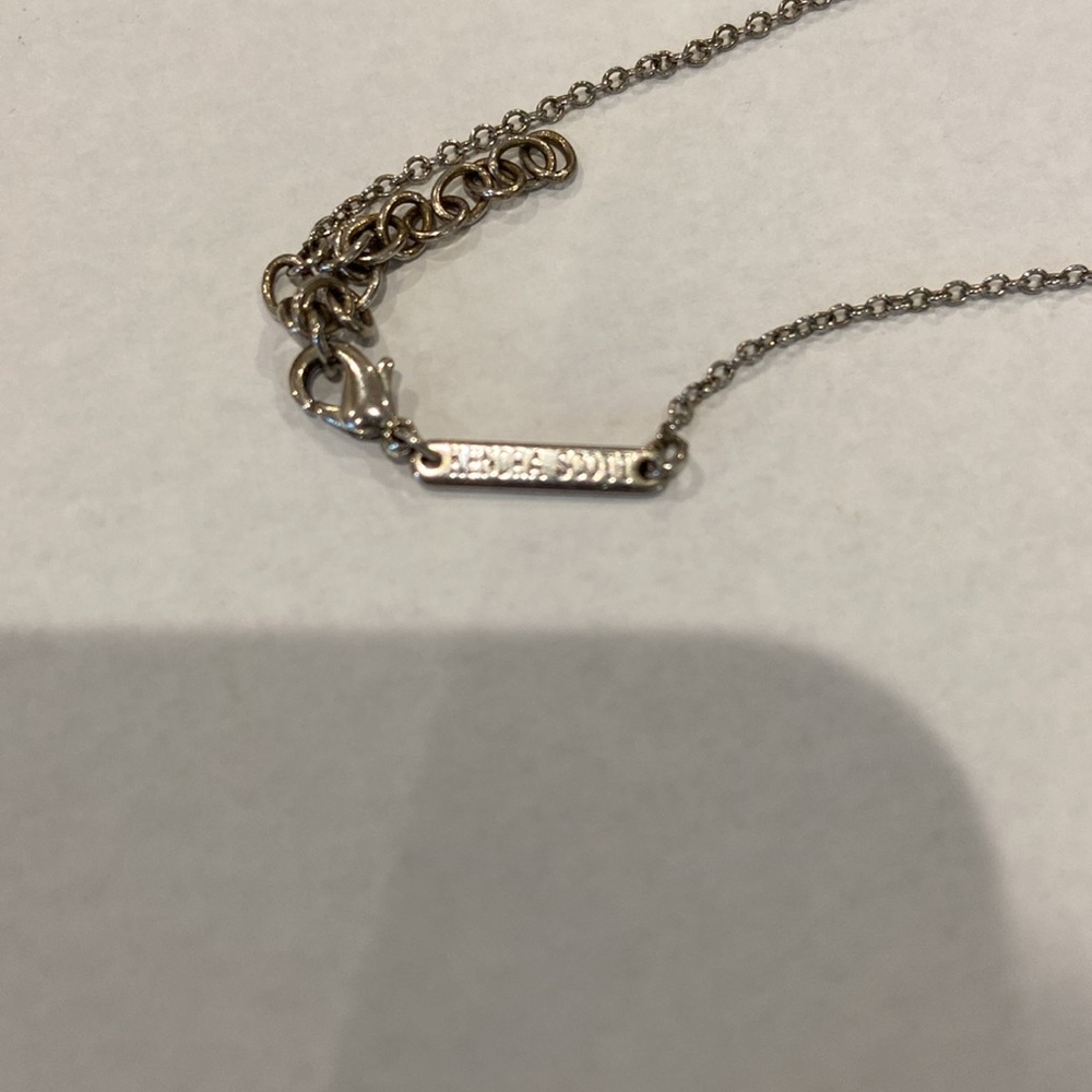 Kendra Scott silver Elisa necklace w grey drusy stone - Picture 3 of 3